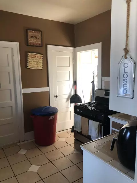 5733 E 5th Pl, Gary, IN 46403 photo 11