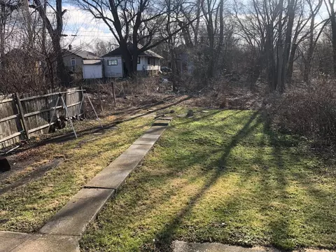 5733 E 5th Pl, Gary, IN 46403 photo 21