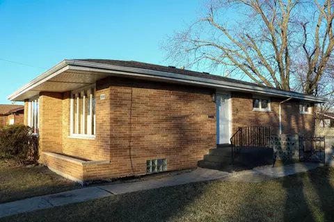 1555 Wilson St, Gary, IN 46404 photo 2