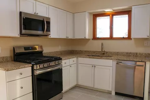 1555 Wilson St, Gary, IN 46404 photo 9