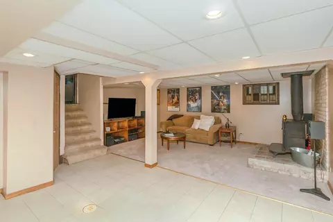 744 Laurel Dr, Dyer, IN 46311 photo 28