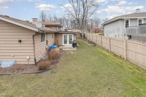 744 Laurel Dr, Dyer, IN 46311 photo 37