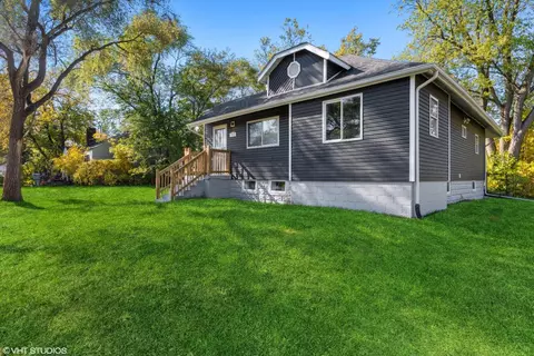 432 Mount St, Gary, IN 46406 photo 2