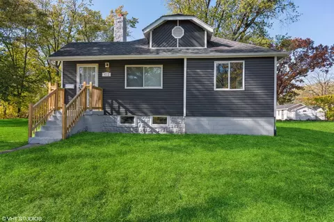 432 Mount St, Gary, IN 46406 photo 1