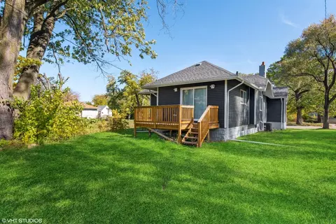 432 Mount St, Gary, IN 46406 photo 4