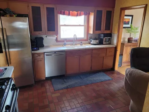 253 Maple Ln, Munster, IN 46321 photo 9