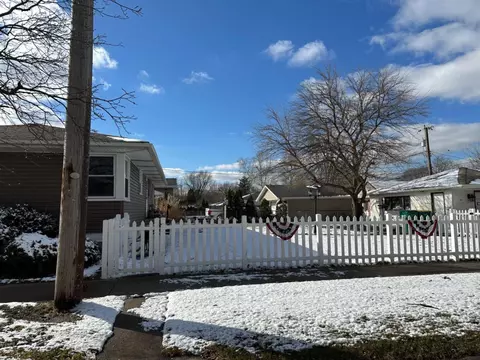 253 Maple Ln, Munster, IN 46321 photo 5