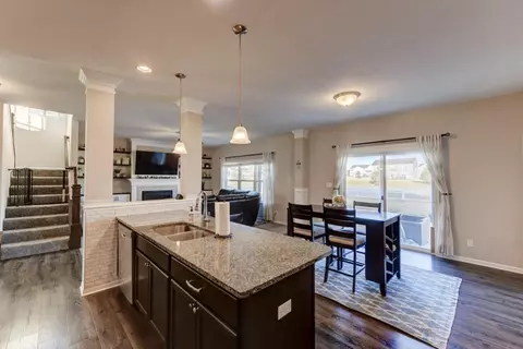 9273 Concord Rd, Saint John, IN 46373 photo 14