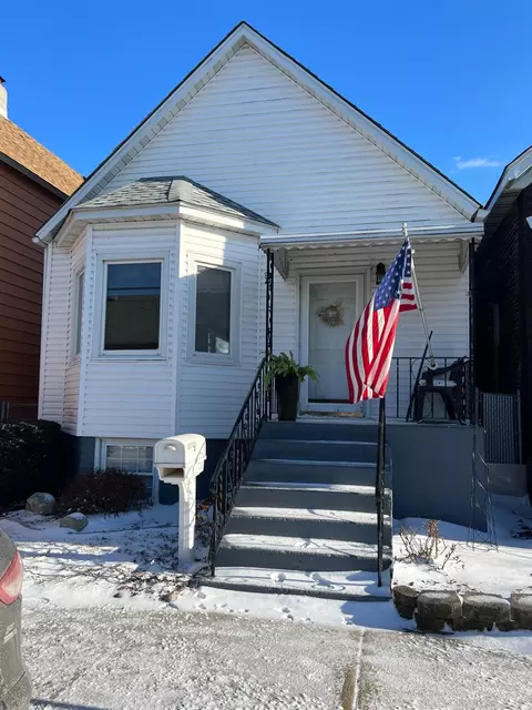 966 Myrtle Ave, Whiting, IN 46394 photo 1