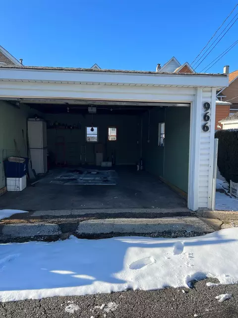 966 Myrtle Ave, Whiting, IN 46394 photo 27