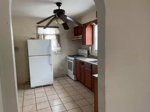 2208 Taney Pl, Gary, IN 46404 photo 2