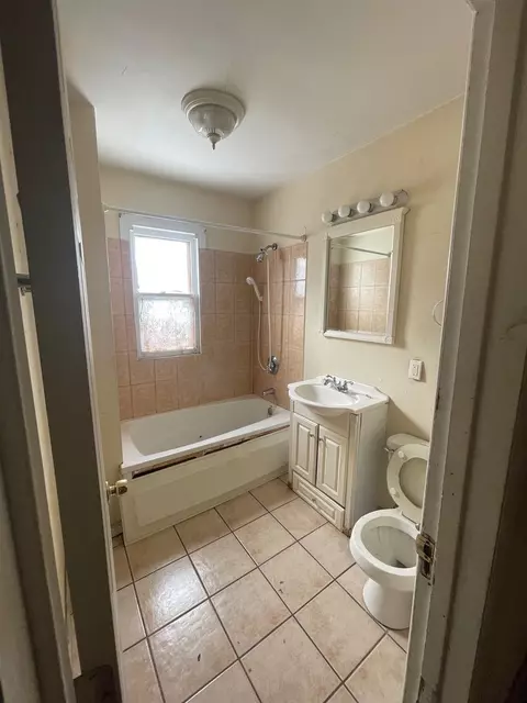 2208 Taney Pl, Gary, IN 46404 photo 9