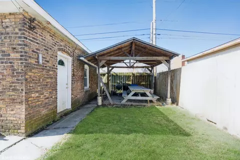 2040 Lake Ave, Whiting, IN 46394 photo 12