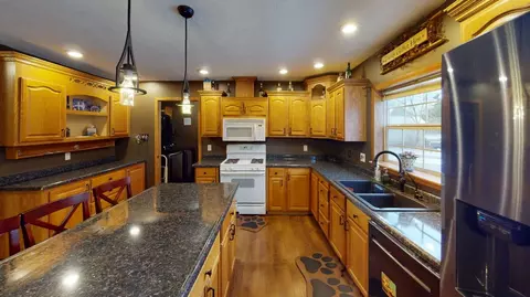 14893 Appleblossom Dr, Wheatfield, IN 46392 photo 3