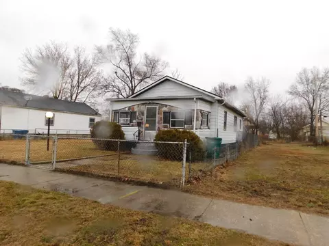 1365 Wilson St, Gary, IN 46404 photo 2