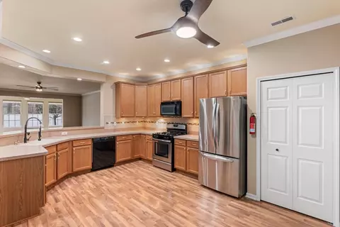 511 Cochran Dr, Crown Point, IN 46307 photo 7