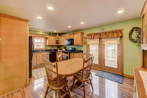 632 Pierce Ave, Dyer, IN 46311 photo 2