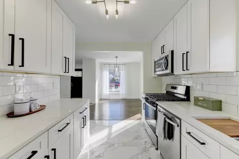 7344 Tapper Ave, Hammond, IN 46324 photo 8