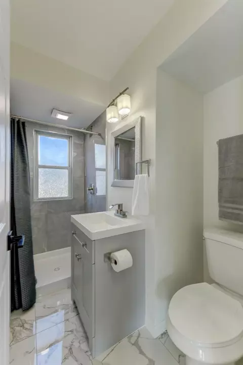 7344 Tapper Ave, Hammond, IN 46324 photo 9