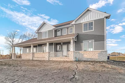 8042 Wyman Dr, Saint John, IN 46373 photo 3