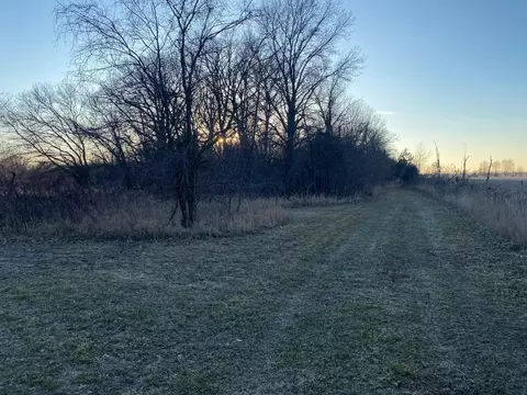 625 W, Hebron, IN 46341 photo 17