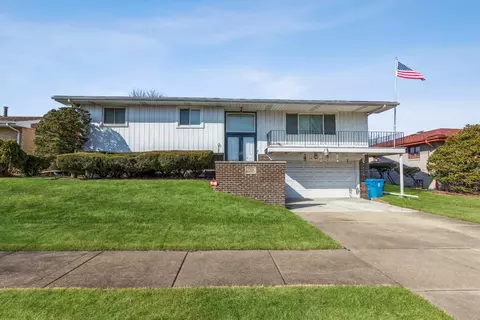1966 Hendricks St, Gary, IN 46404 photo 1