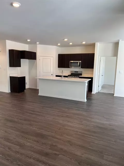 10470 Morse Pl, Saint John, IN 46373 photo 4