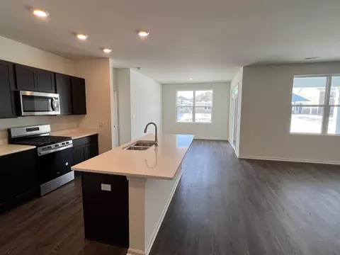 10470 Morse Pl, Saint John, IN 46373 photo 2