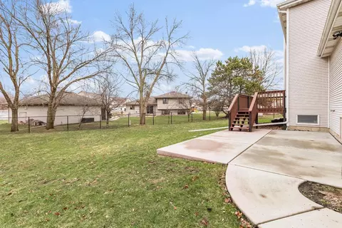 524 Canterbury Ct, Griffith, IN 46319 photo 18