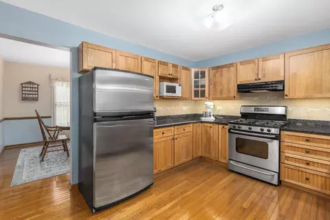 524 Canterbury Ct, Griffith, IN 46319 photo 5