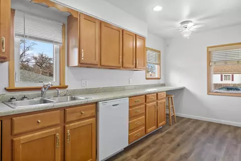 146 N Griffith Blvd, Griffith, IN 46319 photo 9