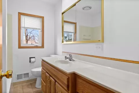 146 N Griffith Blvd, Griffith, IN 46319 photo 10