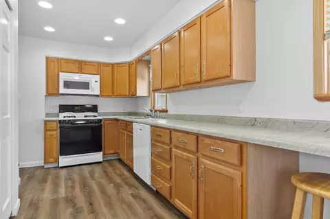 146 N Griffith Blvd, Griffith, IN 46319 photo 8