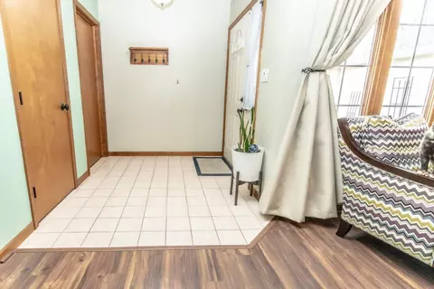 1646 Beech Dr, Crown Point, IN 46307 photo 5