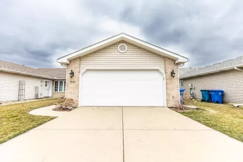 1646 Beech Dr, Crown Point, IN 46307 photo 1