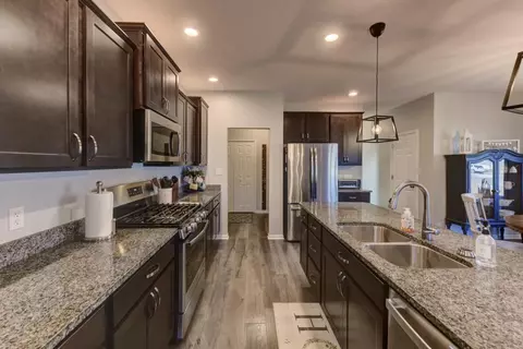 9252 Concord Rd, Saint John, IN 46373 photo 16