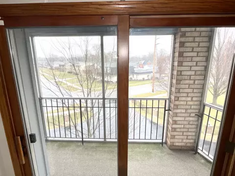 8220 Harrison Ave #304, Munster, IN 46321 photo 15