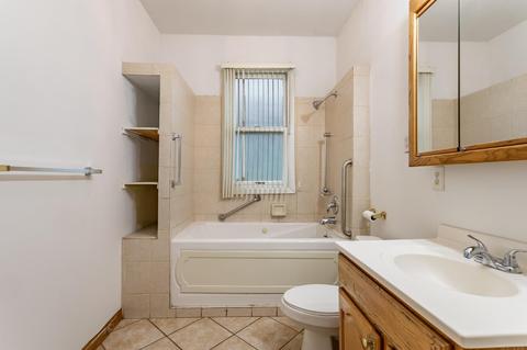 830 Summer St, Hammond, IN 46320 photo 9