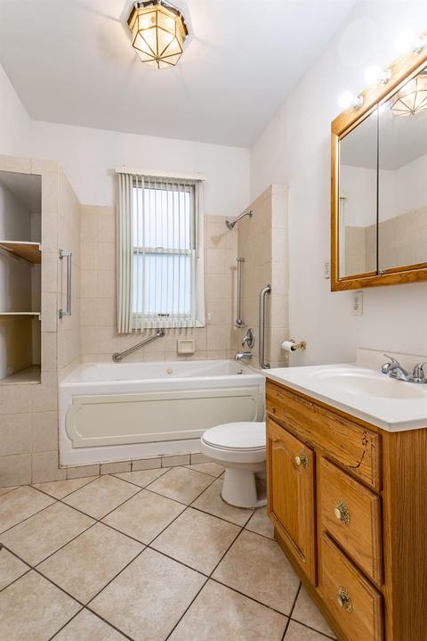 830 Summer St, Hammond, IN 46320 photo 10
