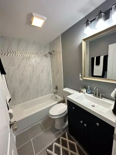 4067 Buchanan St, Gary, IN 46408 photo 9