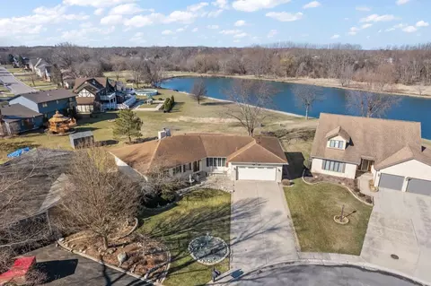2552 Perry Ct, Dyer, IN 46311 photo 2