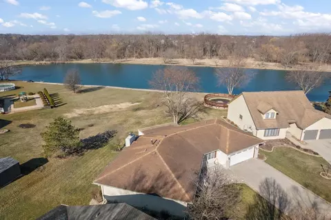 2552 Perry Ct, Dyer, IN 46311 photo 3