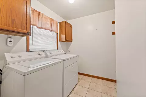 2552 Perry Ct, Dyer, IN 46311 photo 13