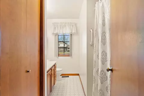 2552 Perry Ct, Dyer, IN 46311 photo 15