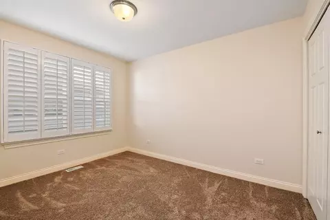 10163 Privet Dr, Crown Point, IN 46307 photo 12