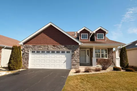 10163 Privet Dr, Crown Point, IN 46307 photo 1
