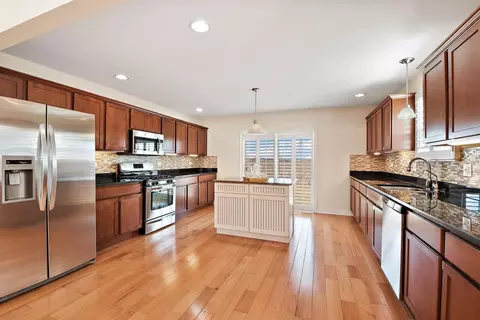 10163 Privet Dr, Crown Point, IN 46307 photo 5