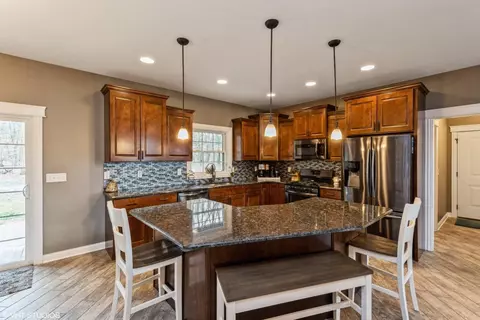 311 E 1350, Wheatfield, IN 46392 photo 13