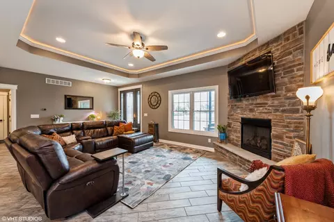 311 E 1350, Wheatfield, IN 46392 photo 8