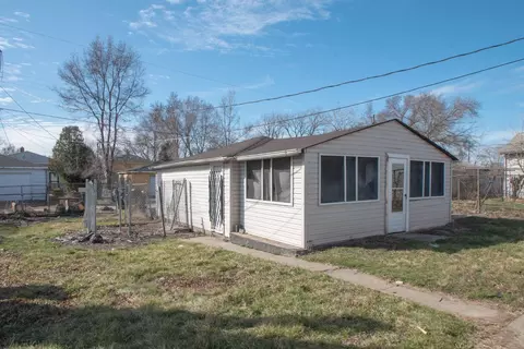 1516 Ohio St, Gary, IN 46407 photo 4